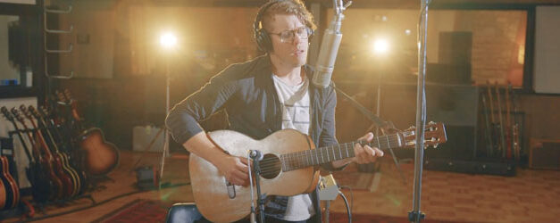 Anderson East sings from his Den