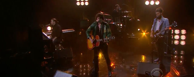 Barns Courtney does a mashup on The Late Late Show