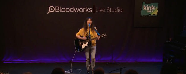KT Tunstall takes the stage at KINK