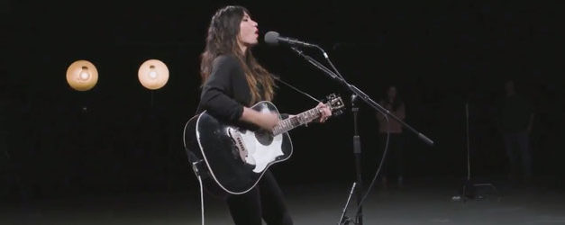 KT Tunstall hangs with The Bridge