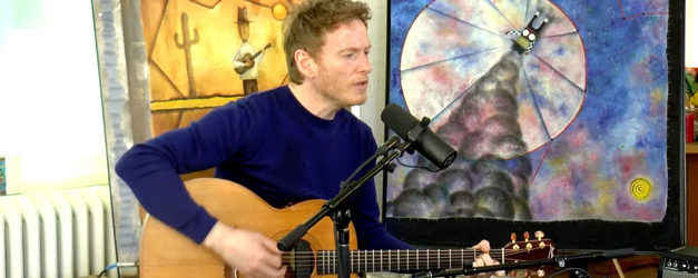 Teddy Thompson sings from the Garden