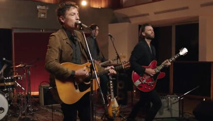The Wallflowers bring the Dive Bar to Colbert