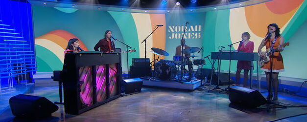 Norah Jones graces the TODAY stage