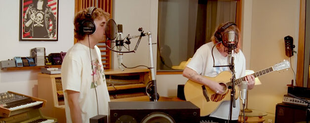 Royel Otis visits SPIN