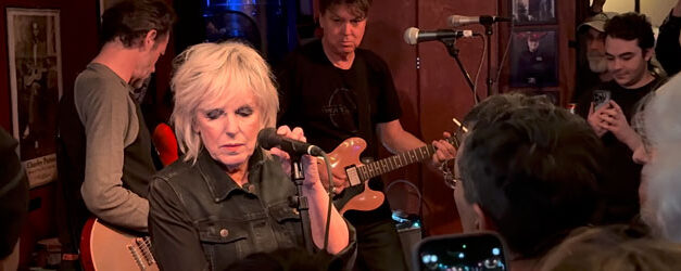 Lucinda Williams sings at the bar