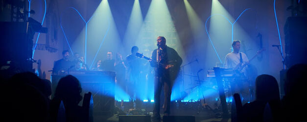 Dermot Kennedy sings with the choir