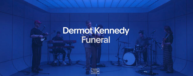 Dermot Kennedy plays for Vevo